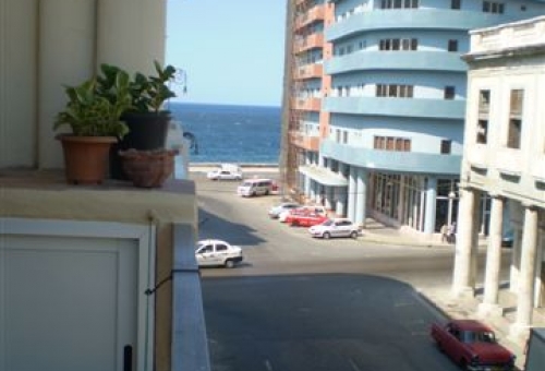 Apartamento Orestes Centro Habana